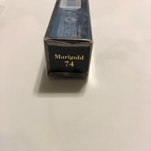 Elizabeth Arden Exceptional Lipstick #74 Marigold - Picture 3 of 7